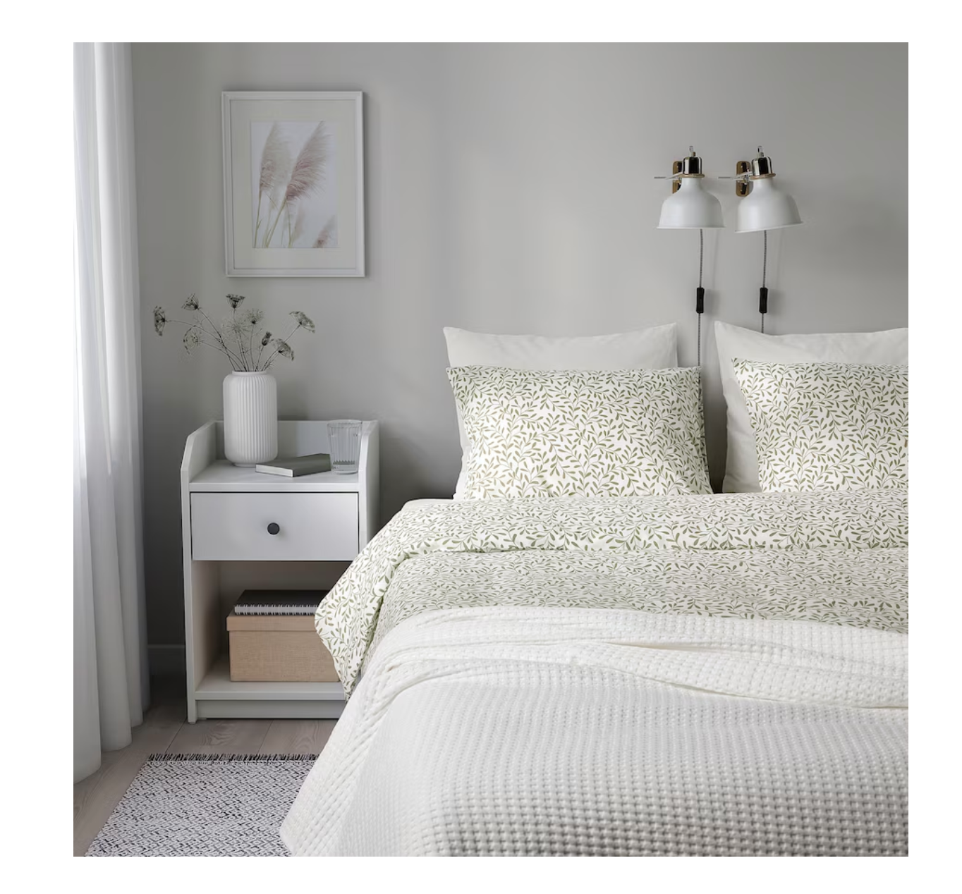 Bedroom White Gray Decorated Pillows Blanket